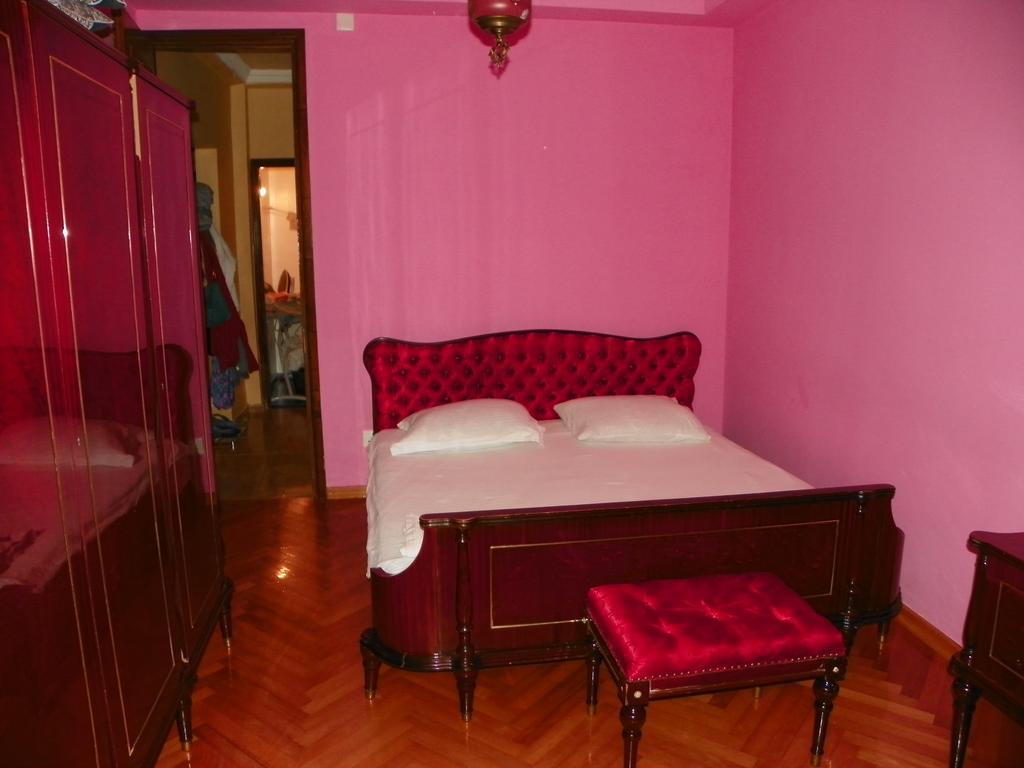 Apartment Rusudan Batumi Pokoj fotografie